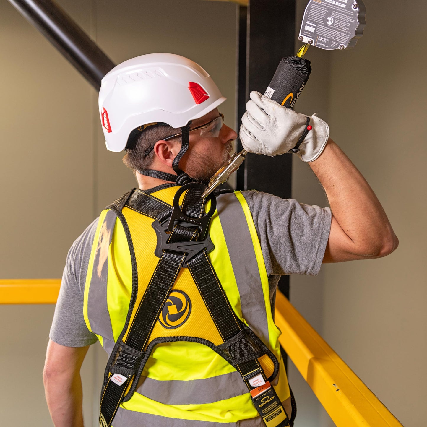 Guardian 10900 Halo Web Personal Self Retracting Lifeline (SRL) | 11 ft | Carabiner Included | Swivel Top | Steel Snap Hook | Class 1 | ANSI and OSHA Compliant