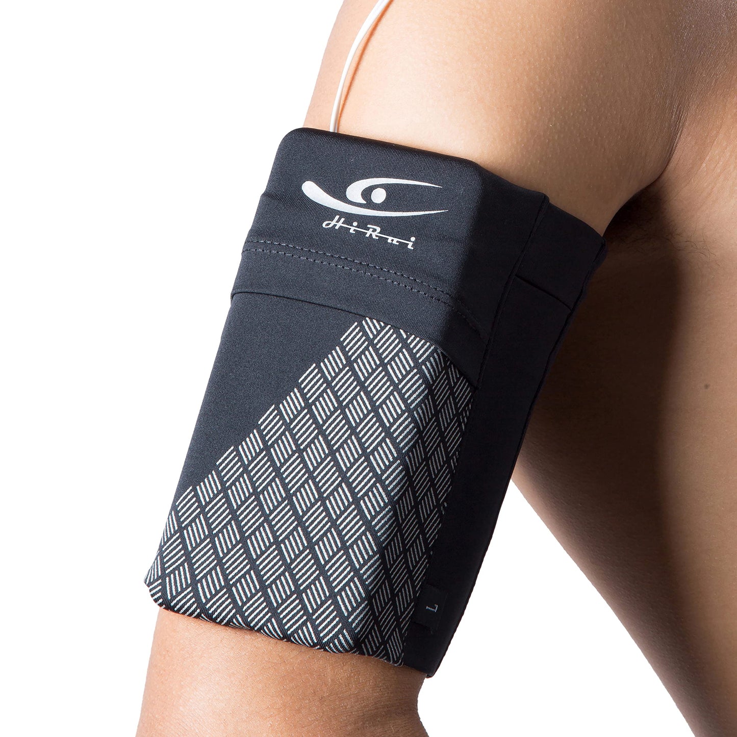 HiRui Universal Sports Armband Cell Phone Armband Sleeves Running Armband for Exercise Workout, Compatible with iPhone 17/17Plus/Pro/16/15/15Plus/14 Samsung Galaxy All Phones (Medium, Black)