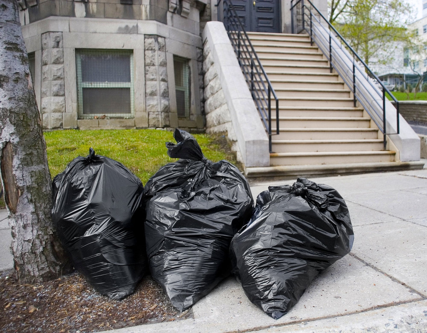 Tasker 95 Gallon Contractor Garbage Bags - 2 Mil Extra Heavy Duty Trash Bags - 96-100 Gallon Trash Can Liners, Industrial Trash Bags with Ties - 25 Count