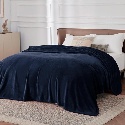 Bedsure GentleSoft Fleece Bed Blanket - Soft, Lightweight, Plush Navy Luxury Blanket | Full Size 84x90 Inches