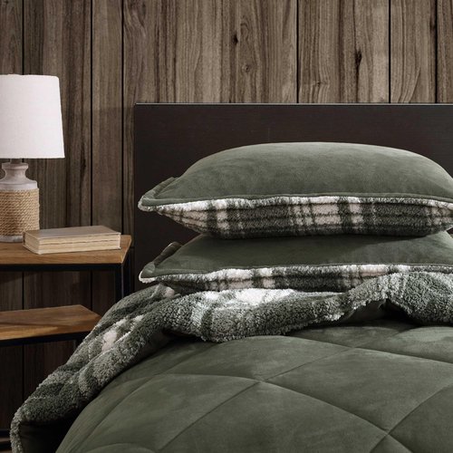 Eddie Bauer - Queen Comforter Set, Microsuede Bedding with Soft Plush Faux Shearling Reverse, 3 Piece Bed Set with Matching Pillowcases (Big Lake Plaid Green)