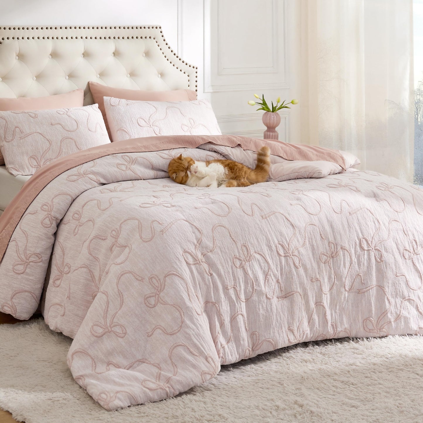 Bedsure Pink Comforter Set Queen, GentleSoft™ 3 Pieces Breathable Bow Comforter Set Women Girls with 2 Pillow Shams, Cute Queen Bedding Sets Pink Room Decor Aesthetic Bedroom Decor, 90x90 Inches