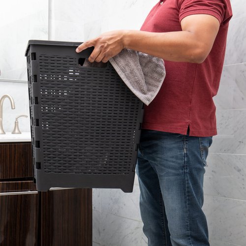Mind Reader 61L Foldable Laundry Hamper, Clothes Basket, Lid, Wicker Design, Plastic, 18"L x 14.5"W x 21.25"H, Black