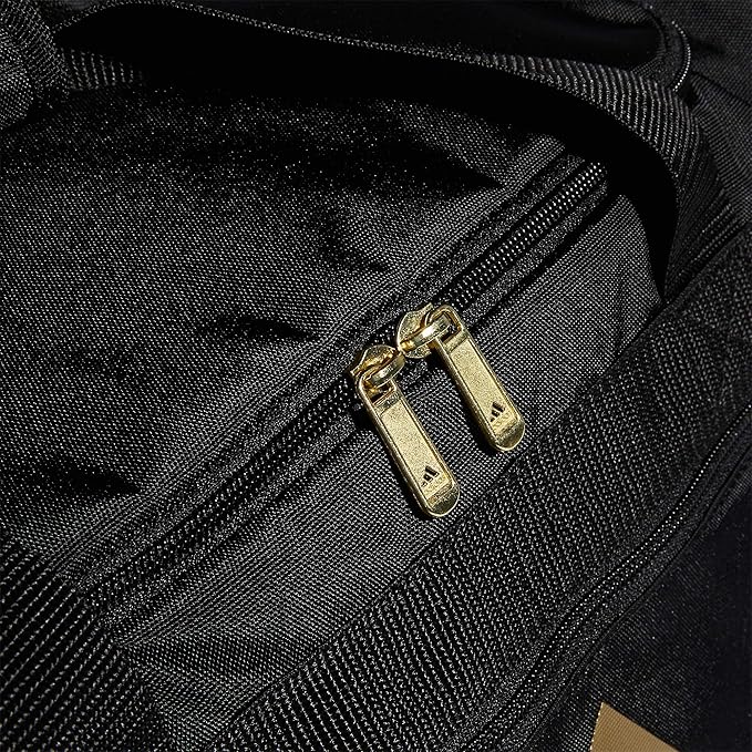 adidas Unisex Adult Defender 4.0 Gym Duffel Bag for Men and Women
