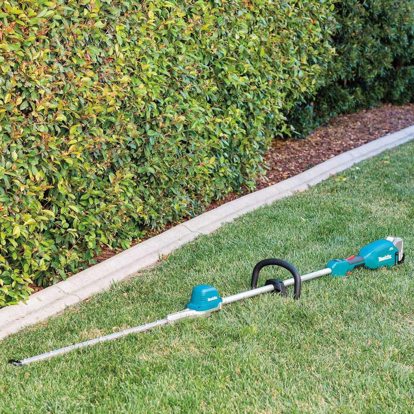 Makita XNU02Z Lithium-Ion Brushless Cordless, Tool Only 18V LXT 24" Pole Hedge Trimmer, Teal