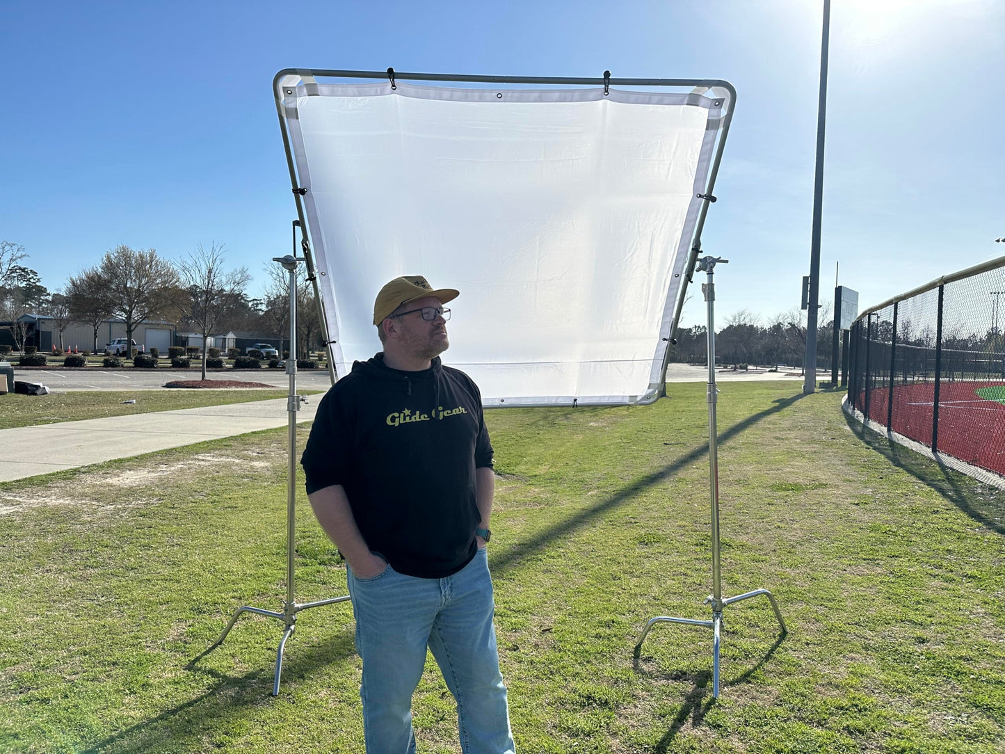 Glide Gear BFS 100 Butterfly Scrim – 4x4, 6x6, 8x8 Diffuser – 3 Nylon Silks, Quick-Setup Frame, C-Stand Clamps Included