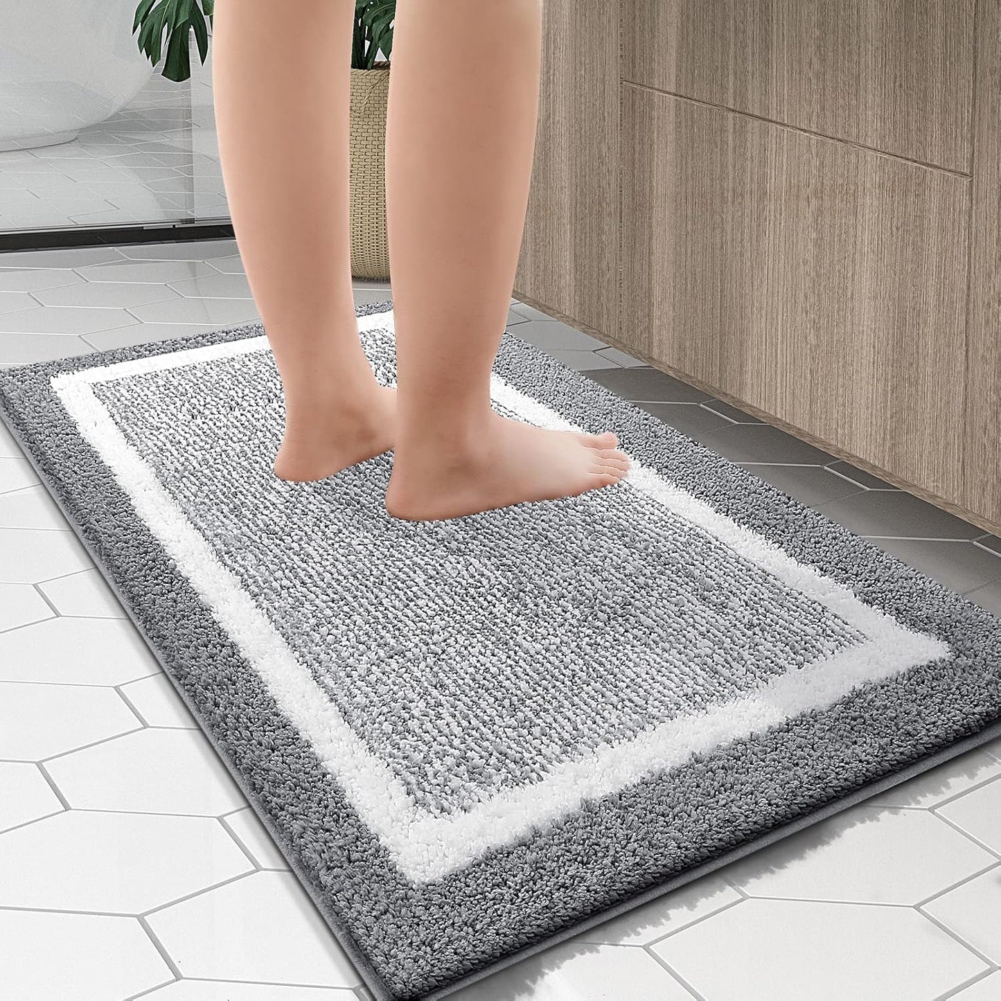 OLANLY Bathroom Rugs - Extra Soft Microfiber Bath Mat | Non-Slip, Quick Dry, 30x20, Grey