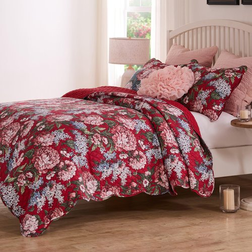 Greenland Home Millie Traditional Floral Cotton-Rich Quilt Set, 3-Piece King/Cal King, Garnet