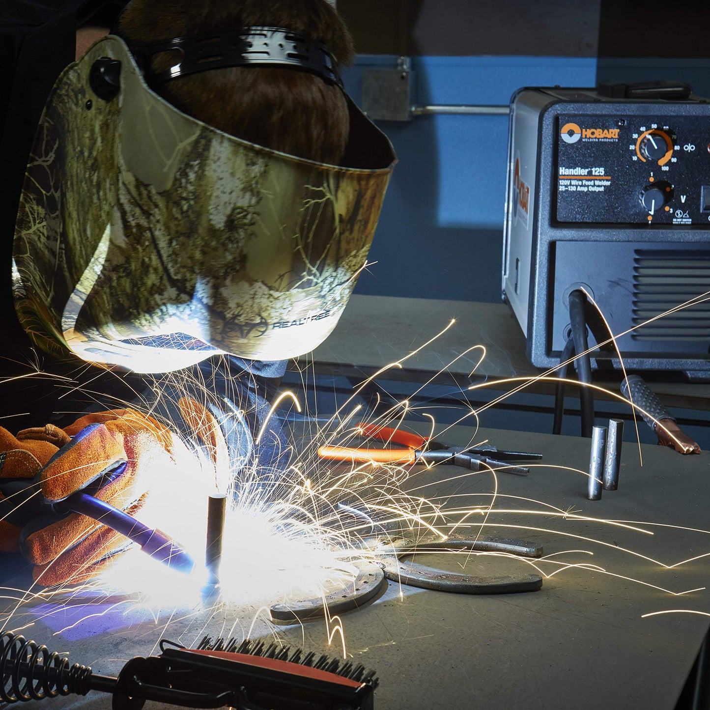 Hobart Handler 125 Wire Feed Welder Package