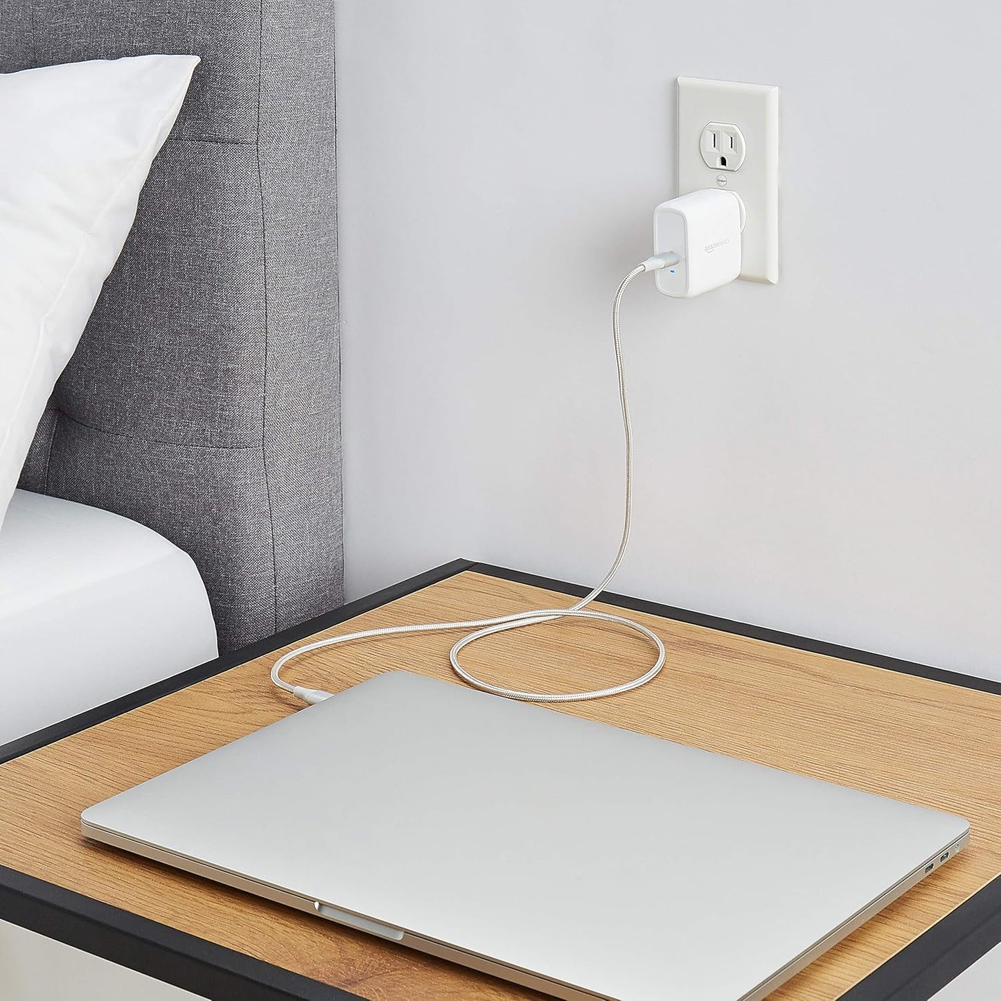 Amazon Basics 65W One-Port GaN USB-C Wall Charger with Power Delivery PD, Foldable Plug, Portable, Fast Charging
