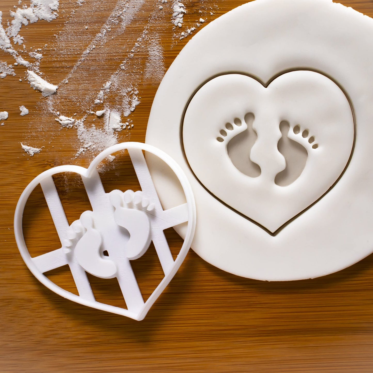 Set of 2 Baby Prints cookie cutters (Designs: Hand Prints and Footprints), 2 pieces - Bakerlogy