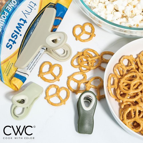 COOK WITH COLOR Bag Clips - Heavy-Duty Chip Clips with Air-Tight Seal Grip | Sage, Pack of 8