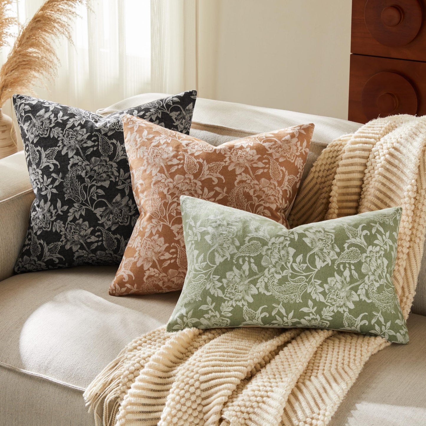 YZJZEDS Floral Jacquard Throw Pillow Covers Set of 2, Background/Green 18x18 Inch, Farmhouse Decorative Cotton Sage Green Cushion Covers for Sofa Bed Living Room Home Decor