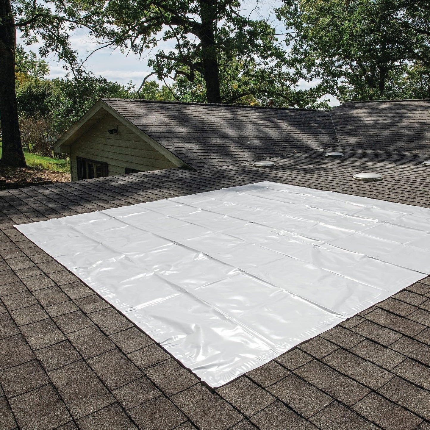 PIG Self-Adhesive Roof Tarp – White – 10’ x 10’ – PMB30601