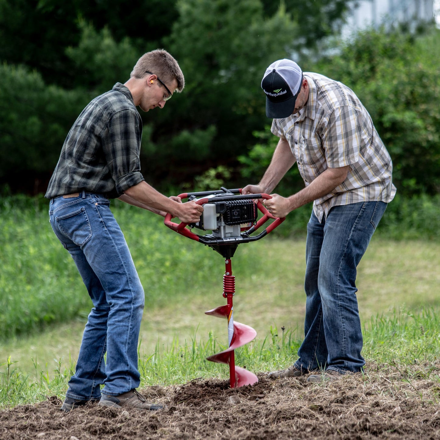 EARTHQUAKE 10310 Dually 1 or 2-Person Earth Auger Powerhead, 52cc 2-Cycle Viper Engine, Fits All Auger Bits 2”-10” Wide