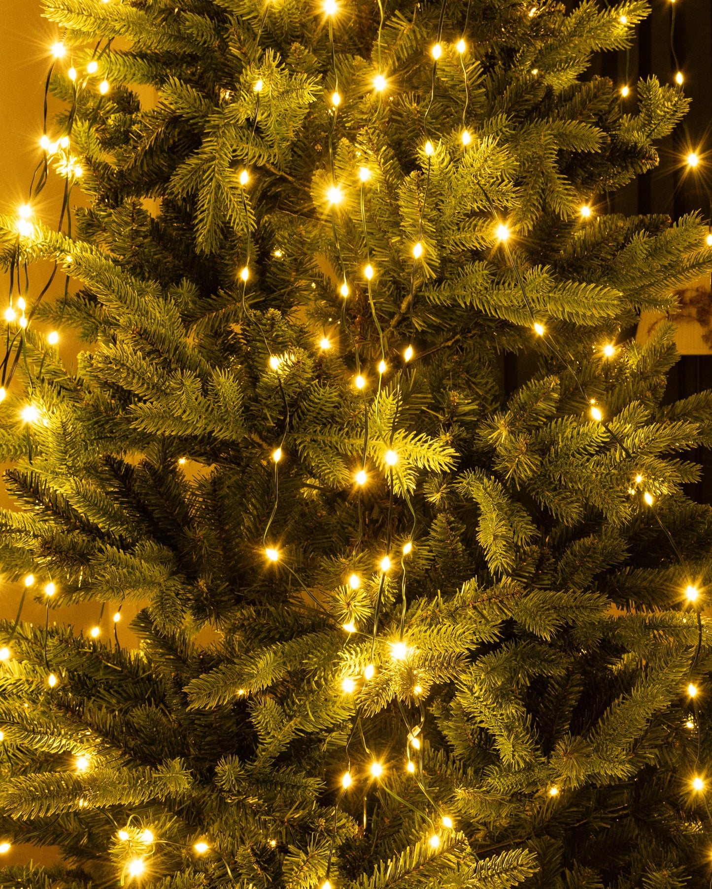 Tomanwai Christmas Tree Lights, 400 LED Christmas Lights with 8 Light Modes & Memory Function, 6.6FT x 16 Lines Outdoor Christmas Light with Timing Function for Christmas Decorations - Warm White