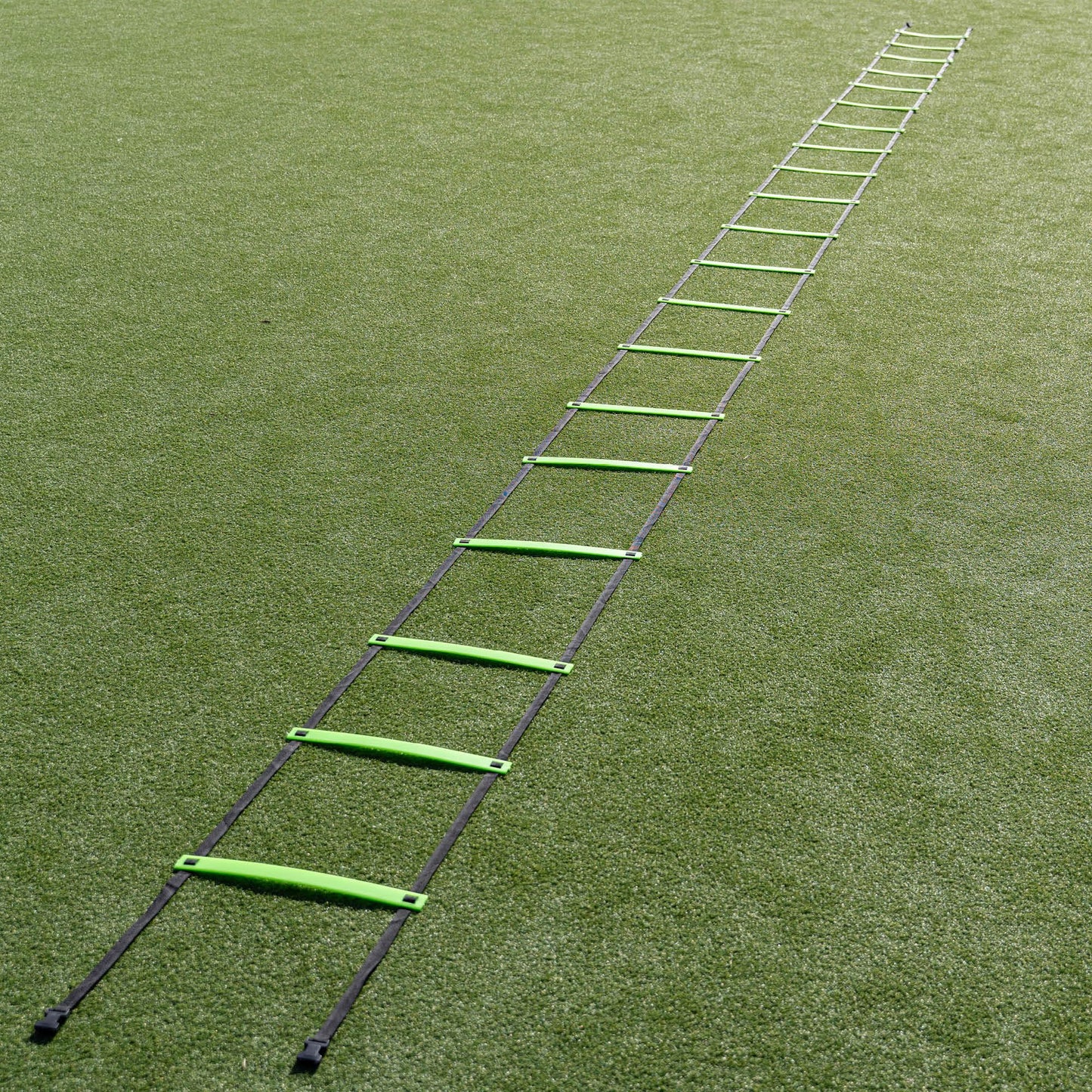 QUICKPLAY Adjustable Agility Ladder 29.5ft - Soccer Training Ladder 20 Rungs Speed Ladder with Adjustable Spacing for Agility Drills and Footwork, Portable Soccer Training Equipment