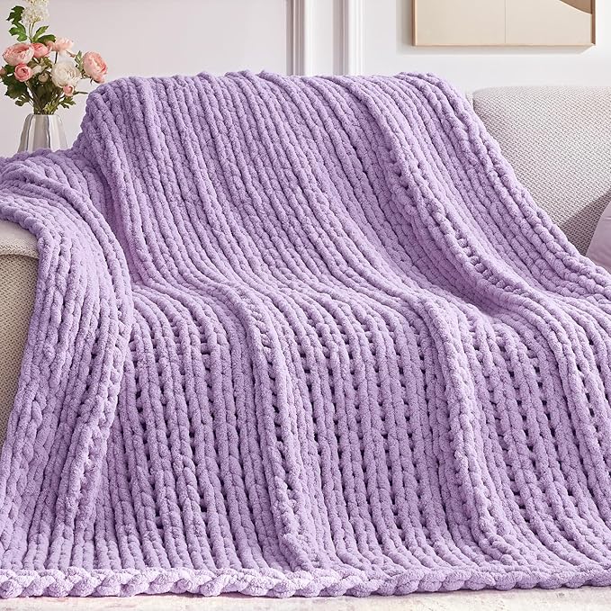 Negwoo Chunky Knit Throw Blanket, 60''*80'' Knitted Throw Chenille Yarn for Bed Couch, Handmade Light Purple Crochet Big Thick Blanket, Machine Washable Cute Comfy Blanket for Home Decor