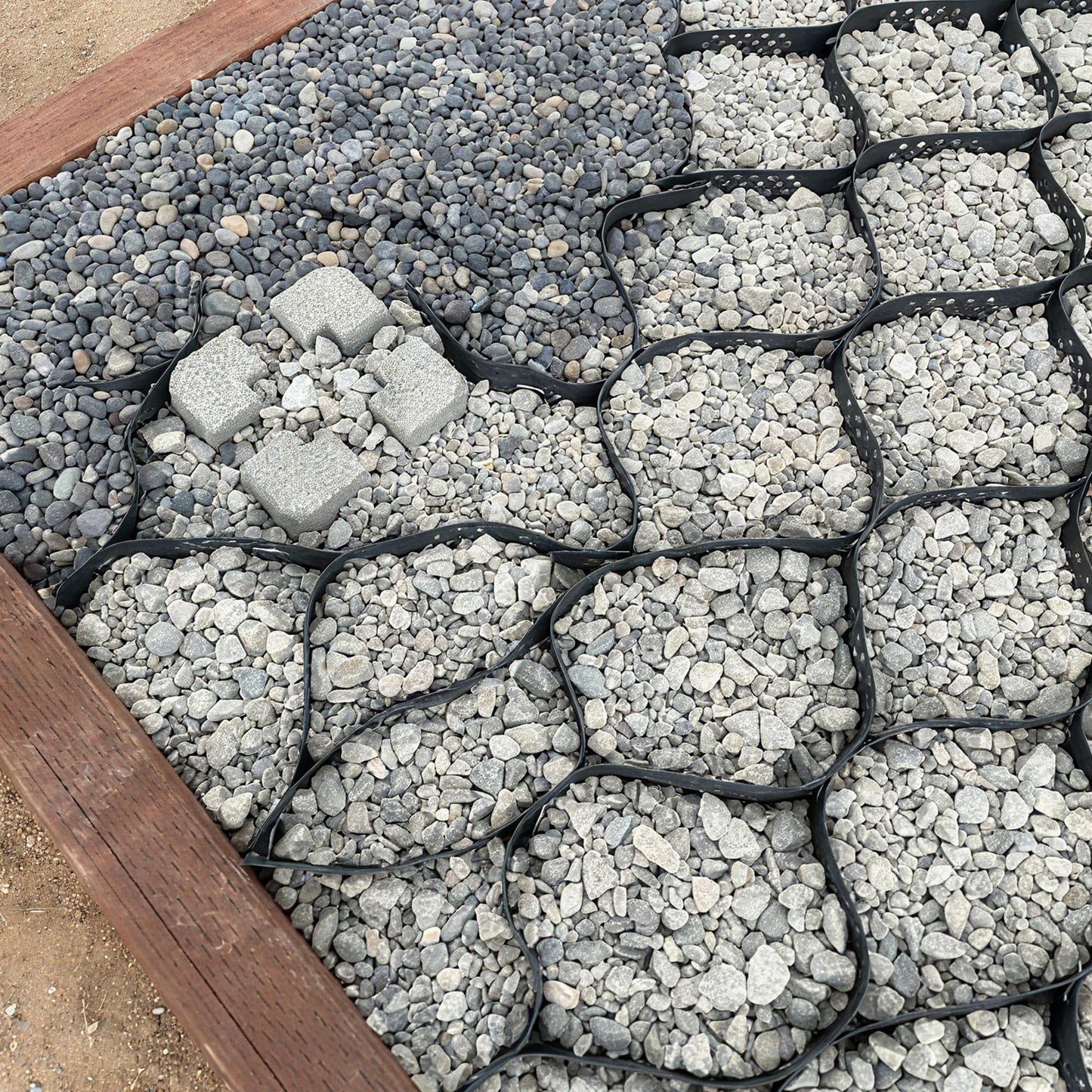 Sumloty Gravel Grid 4x33 FT-2" Depth HDPE Geo Grid 1885 lbs Per Sq Ft Load with U-Shaped Stakes & Connectors for Driveway, Patio, Shed Base, Parking Lot, Grass Stabilization, Black