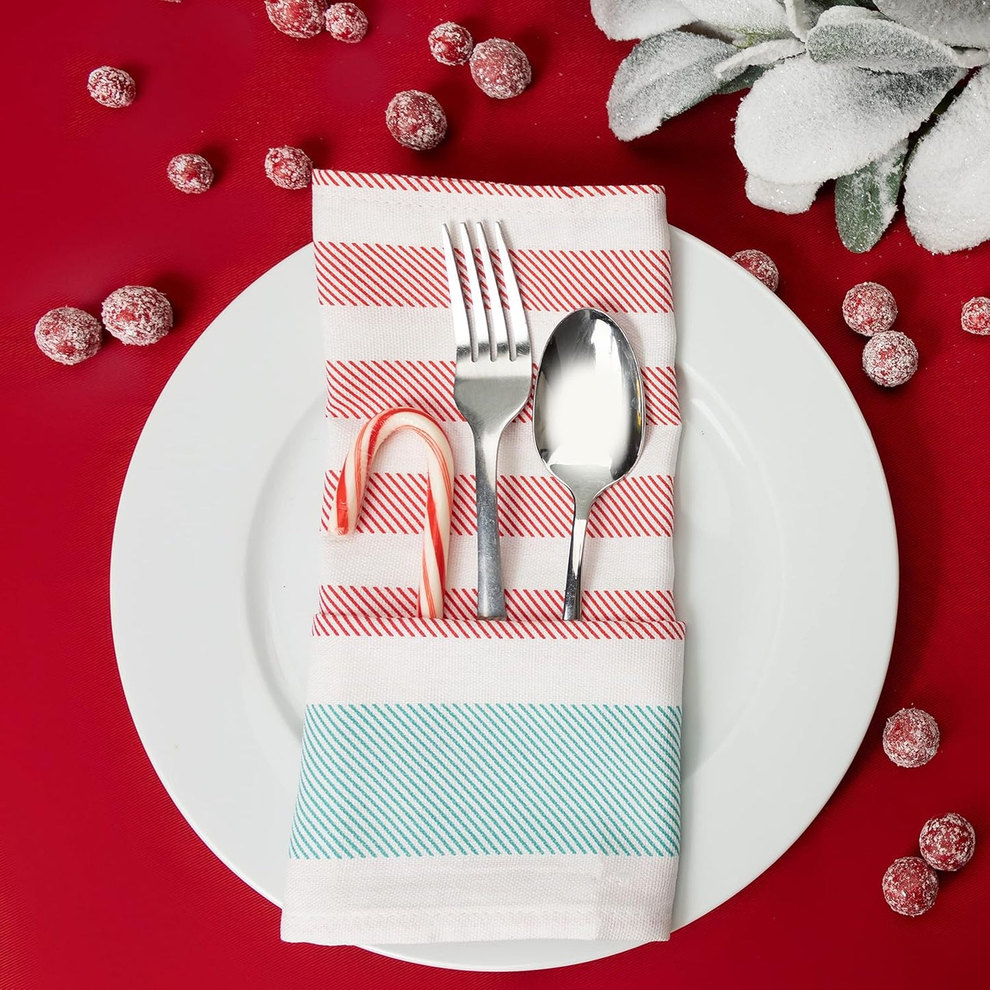 PERLLI Christmas Kitchen Cloth Napkins - 12 Pack 18x18 Inches | 100% Cotton, Washable & Reusable in Red, White, Green