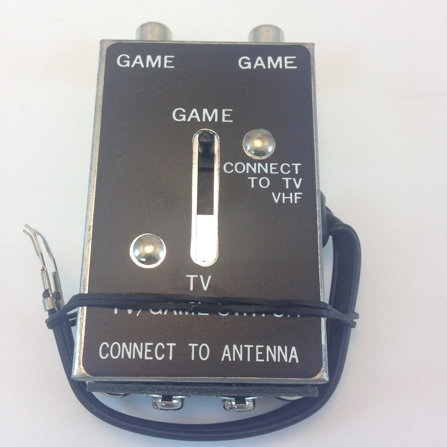 CES 300 Video A-B Antenna Game Switch, OHM Twin Lead to Two RCA Female Connector Input