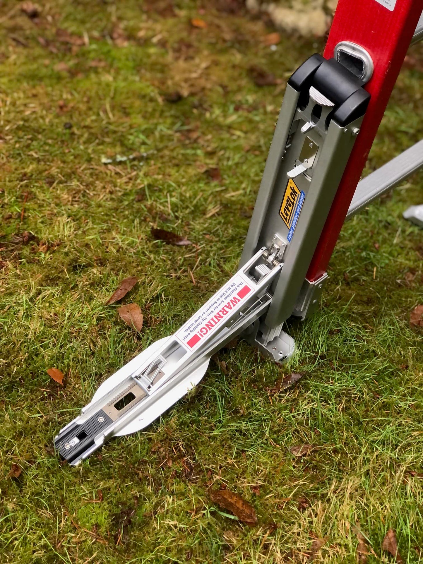 Levelok Detachable Supreme Extender - 1 Ladder Leveler w/Side Tip Stabilizer Arm & 2 Base Units - LL-STB-4SE-2QC - Snaps on Either Side of Ladder