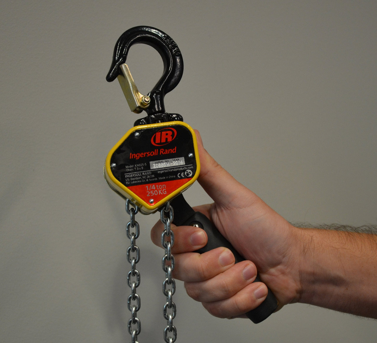 Ingersoll Rand KX050-10 Kinetic Sidekick 1/2 Ton Mini Lever Hoist with 10' of Chain, Yellow