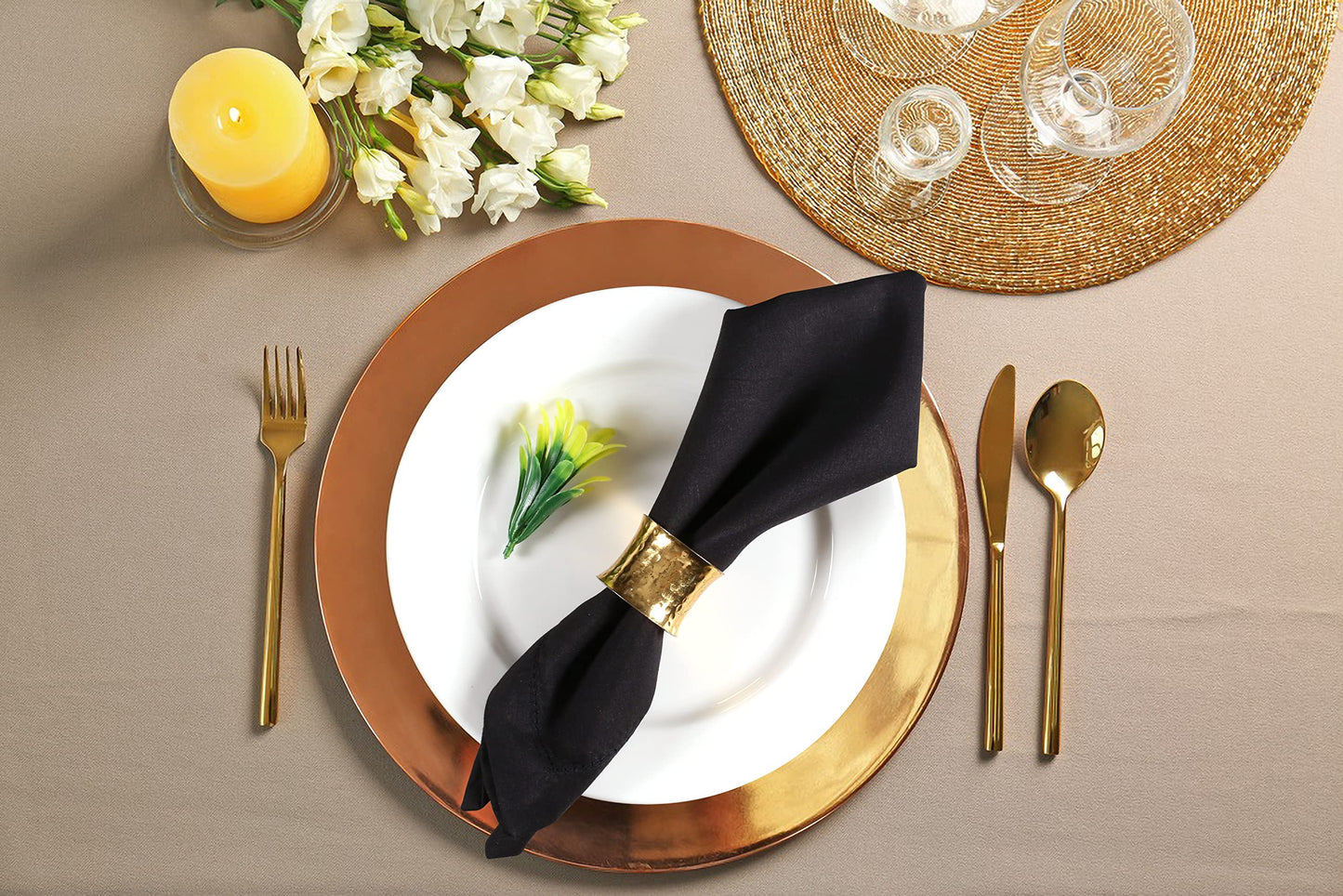 Ramanta Home 12 Pack Cloth Napkins 20x20 Inches, 100% Polyester Napkins with Hemmed Edges, Washable Reusable Dinner Napkins Ideal for Parties, Weddings, Dinner Table, Hotels and Banquets -Black