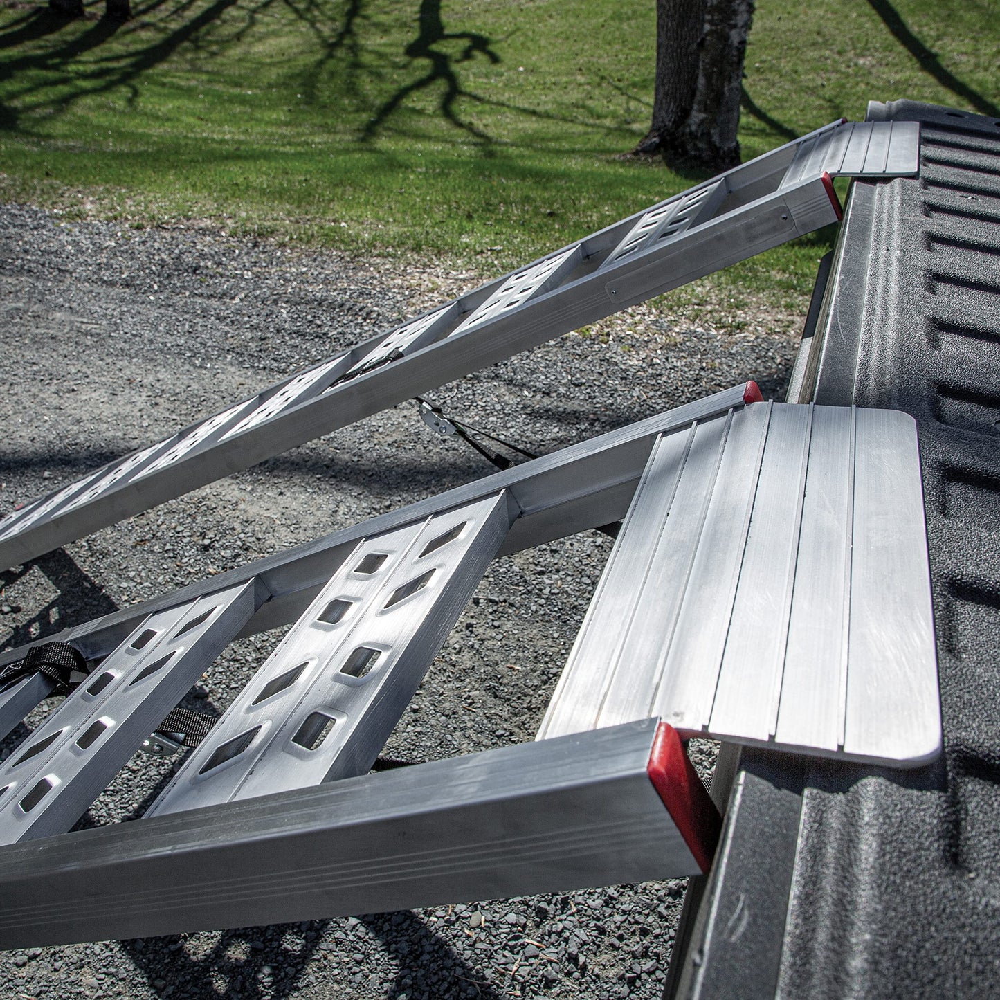 Yutrax® 77” Utility Ramps, High-Strength Extruded Aluminum, 1800 lb. Load Capacity, Lightweight, Versatile, ATV/Riding Lawn Mower Loading, Pair, YR101