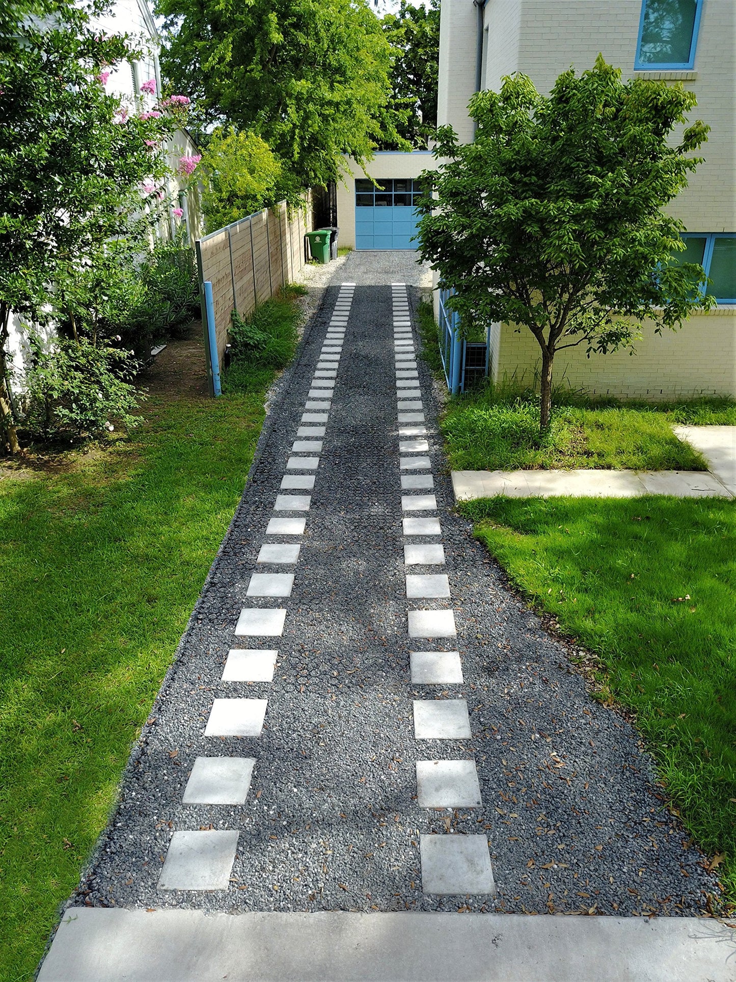 TRUEGRID | Deco Permeable Pavers | Designed as Driveway Pavers, Garden Pavers, Stepping Stone Support, for Walkways, Patios, Poolside, DIY | Outdoor Pavers | 1.8" Depth | Pack of 10 (40 Square Feet)