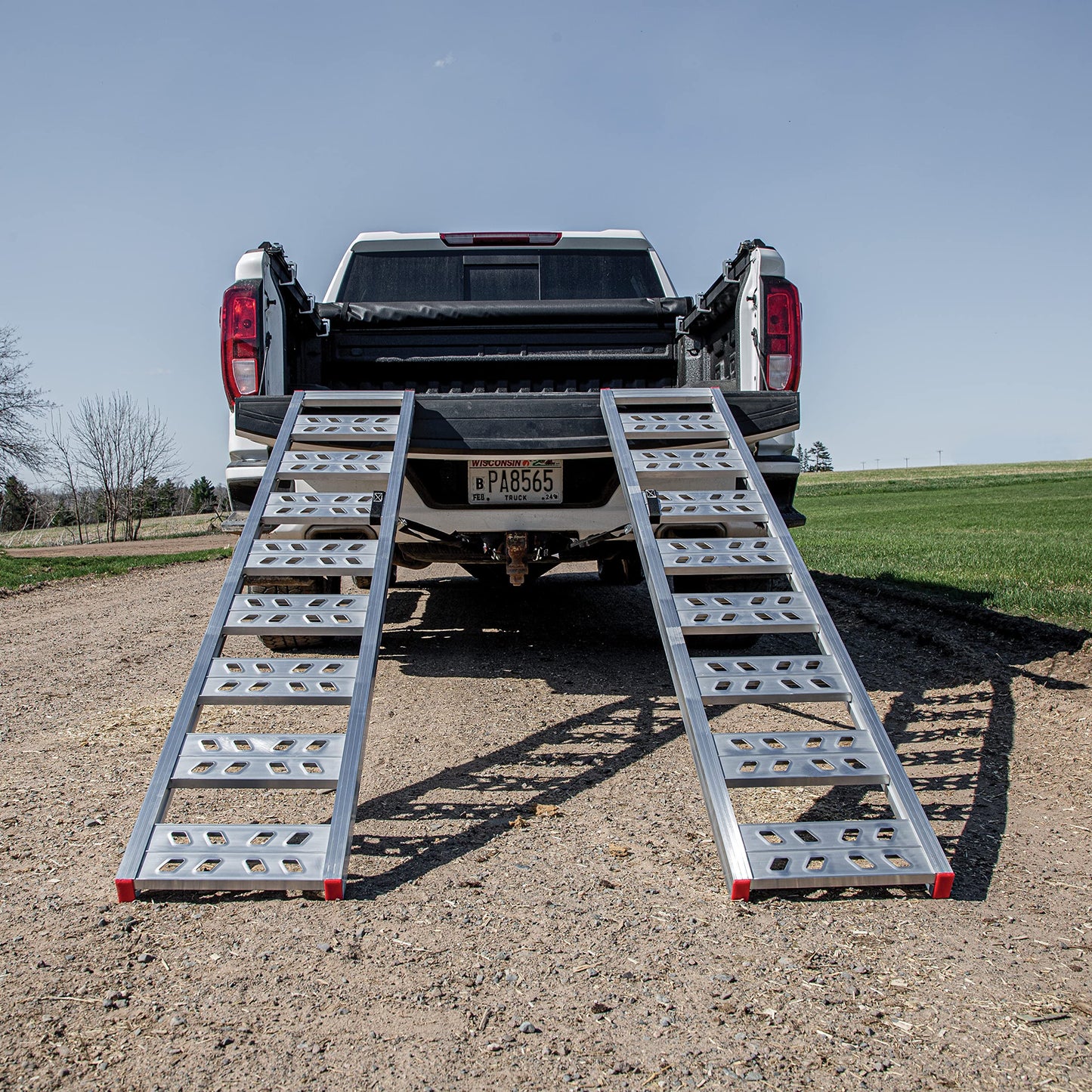 Yutrax® 77” Utility Ramps, High-Strength Extruded Aluminum, 1800 lb. Load Capacity, Lightweight, Versatile, ATV/Riding Lawn Mower Loading, Pair, YR101