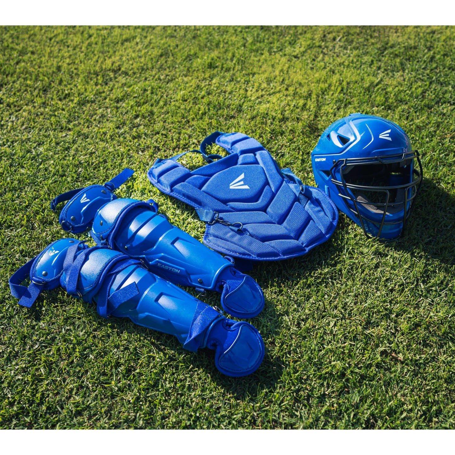 Easton | Black Magic 3.0 Youth Catcher's Set | Black | Medium (Ages 6-9)
