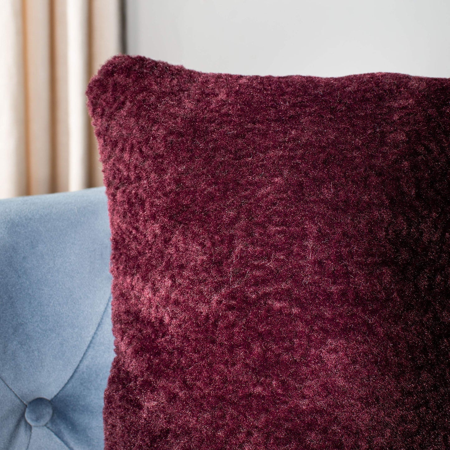 SAFAVIEH Home Barica Dark Red Merlot 20-inch Decorative Pillow